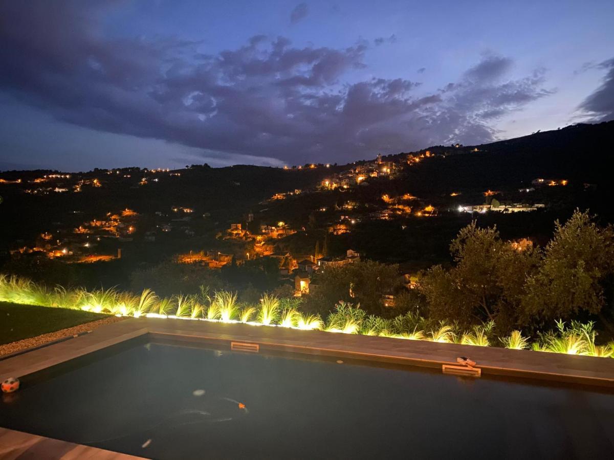 Laserrafelice Imperia Bagian luar foto